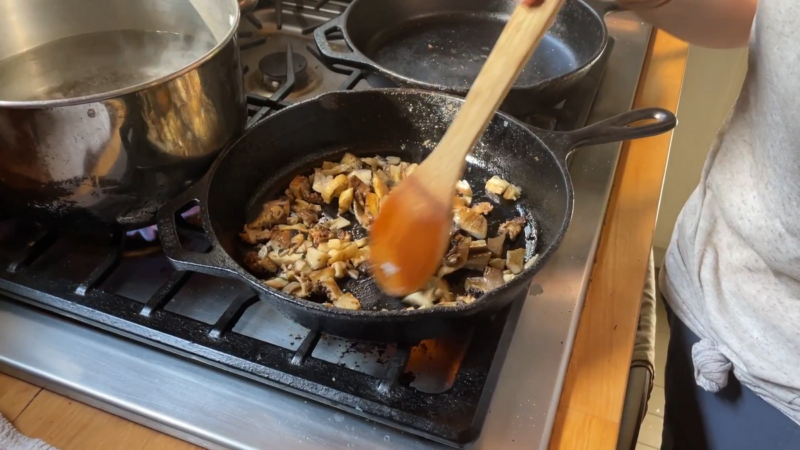 Morel Mushrooms coking